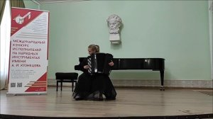 Артём Нижник "История о том, как схватить комету за хвост". Баян Александра Путниньш, 9 лет.