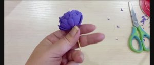 Простой фиолетовый цветочек из фоамирана. МК простой цветок своими руками