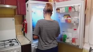 Мою холодильник/Вспоминаю мужа/Плюсы одинокой жизни/Использован эффект нейросети/Россия 🇷🇺