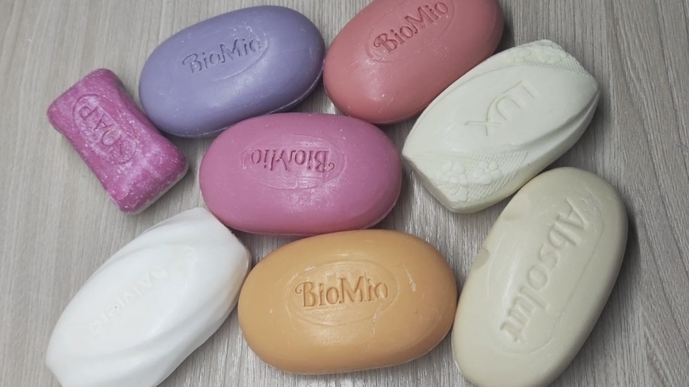 АСМР/ РЕЗКА МЫЛА смотреть онлайн