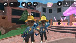 Играю в Murder Mystery 2. Я в больницу легла:_)