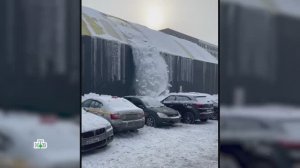 Снег с крыши упал на автомобиль: пошаговая инструкция по возмещению ущерба | «Первая передача»