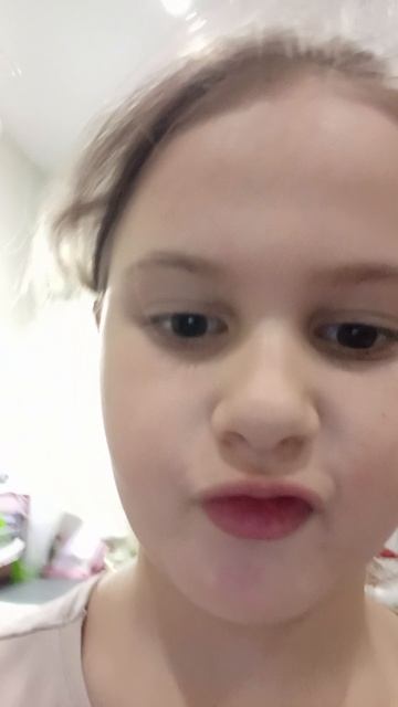 софишка нарисовала рисунок