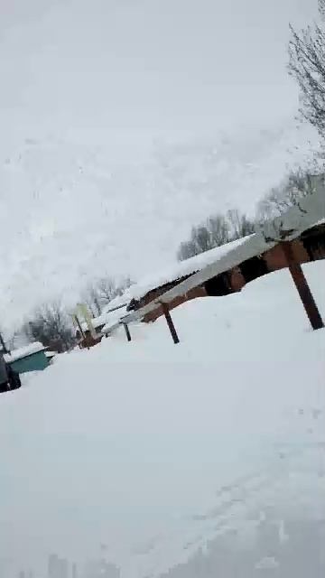 Максим делает сальто с трубы смотреть онлайн