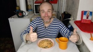 обед без 🐈. человек - ничто без благ цивилизации. мукбанг. обжор. еда на камеру. диета. шизофрения.