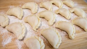 Как приготовить идеальное тесто для вареников и пельменей? Рецепт, проверенный годам!