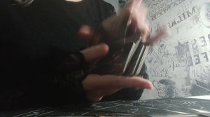 Кто возвращается в вашу жизнь и зачем? Расклад Таро