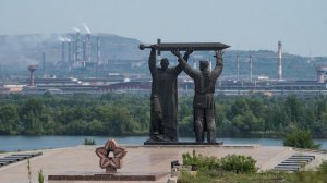 С двадцать третьим февраля