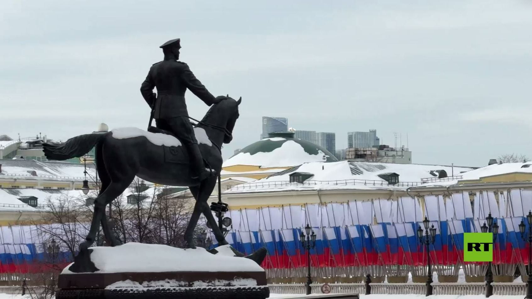 روسيا.. مشاهد استعدادات للاحتفال بيوم المدافع عن الوطن смотреть онлайн