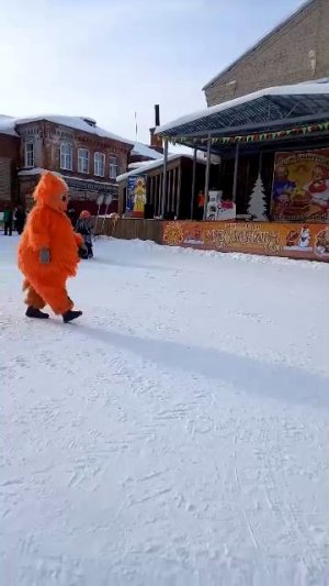 Всех  с  Широкой Масленицей друзья )