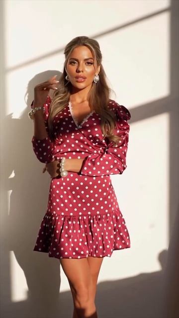 Ну вот оно 🤤🤤🤤новое шёлковое  платье мини в горошек с обрамлением из французского кружева ♥️