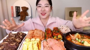 🔥🍲 Мукбанг и Mukbang : КОРЕЙСКИЙ ДОМАШНИЙ ПИР! 🏠 LA galbi, кимчи-ччигэ и лучшие закуски