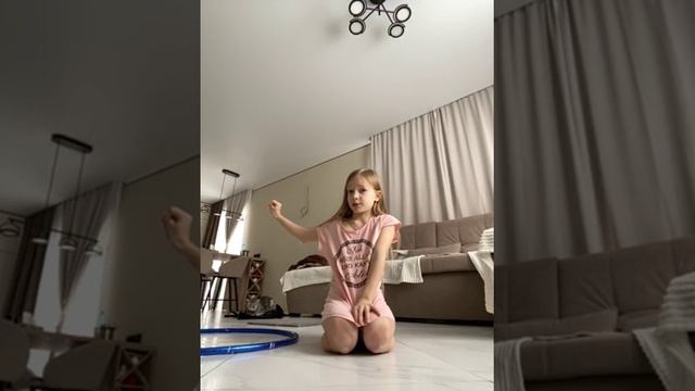 79345131148__503D8174-C586-40FB-9745-0037959E30EE смотреть онлайн