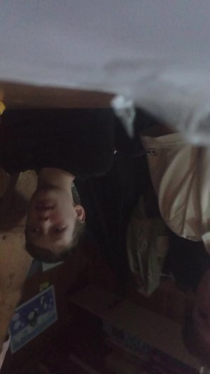 сидим с братом за столом 
ВДВОЁМ