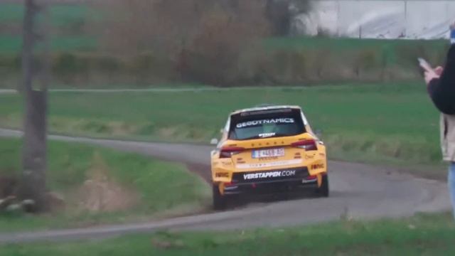 Авто Ралли. проход опасного скользкого поворота(6)