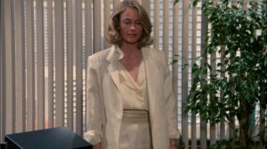 Moonlighting S01 02 - Gunfight at the So-So Corra.mkv