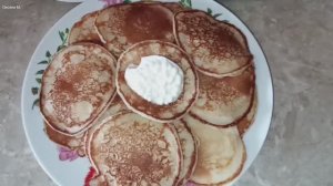 Жарили оладьи, делали кокошник.mp4