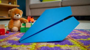 Вы неправильно делали бумажные самолетики! (Инструкция)