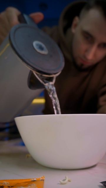 Вкусно, быстро! Китайская лапша со вкусом краба #обзореды #лапша #доширак