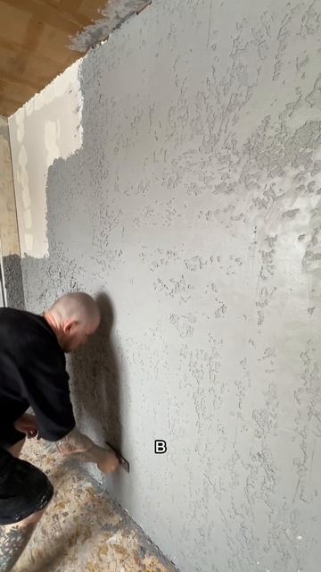 Ремонт в семейном доме - день 22. Штукатурка для неровных стен? Легко!