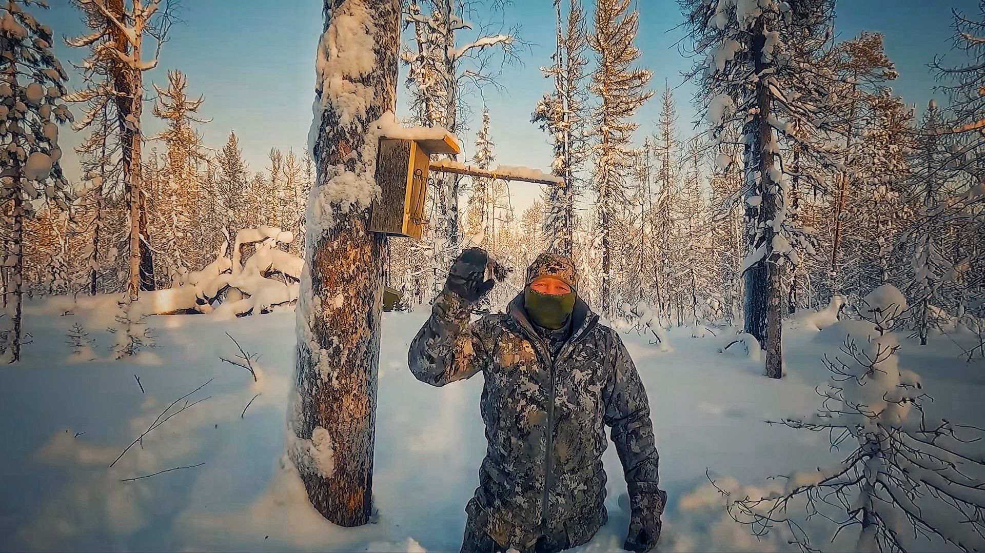 ОДИН В ТАЙГЕ. ОТ РАЗОЧАРОВАНИЯ НА ОХОТЕ ДО УДОВОЛЬСТВИЯ У МАНГАЛА. ОХОТА НА СОБОЛЯ. ПО ПУТИКУ. смотреть онлайн