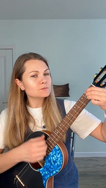 I don’t know how to love him - кавер на укулеле баритоне