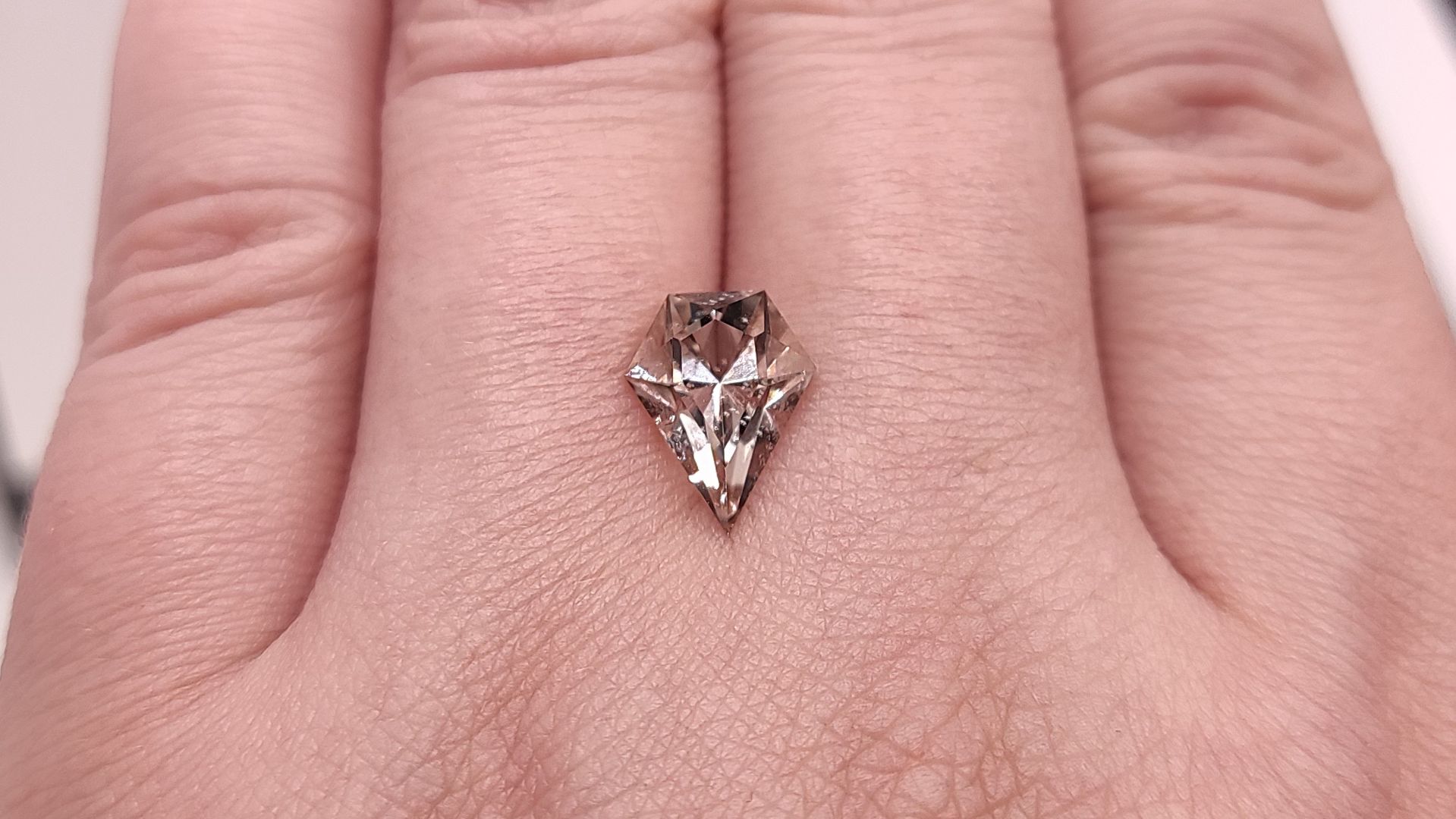 Дымчатый Кварц (Раухтопаз) 2.71 ct. Урал + гемм. заключение