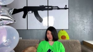 Если Поздравить ДЕВУШКУ | БЫВШУЮ На 8-е Марта День Рождения Новый Год ?!