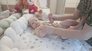 КОМПЛЕКС УПРАЖНЕНИЙ ✅ от 3 до 6 месяцев массаж для грудничков с потешками