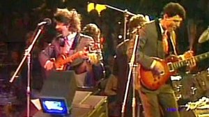 Остался еще хоть один дом, в котором есть "ТЫСЯЧА ПЛАСТИНОК"?