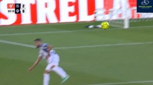 Барселона - Леванте. Обзор матча. Испания тур 25