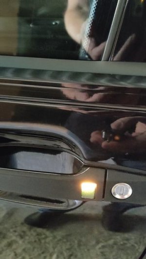 Мерседес w14