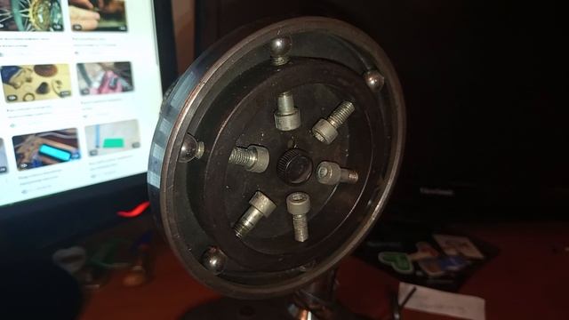 Стенд для изучения радиального биения, огранки, некруглости смотреть онлайн