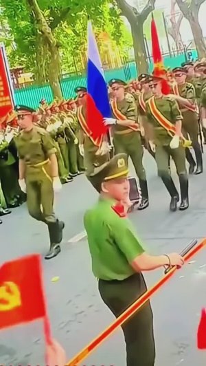 С Днём Защитника Отечества, после парада парад Вьетнам 💖