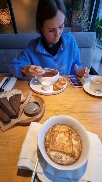 Пробуем первые блюда в ресторане Огонек моей души в Иваново