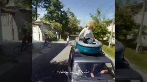 Радоваться жизни надо так.