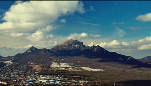 Праздничное  восхождение  в день 23-го февраля на гору Бештау. Край Ставропольский.