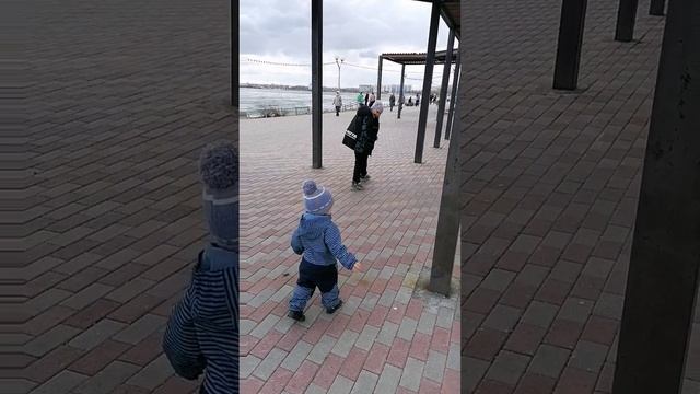 Путешествие по Челябинску продолжается... Сегодня для Вас набережная озера Смолино ❤️ смотреть онлайн