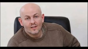 Оле́сь Алексе́евич Бузина́ (укр. Оле́сь Олексі́йович Бузина́; 13 июля 1969, Киев, Украинская ССР