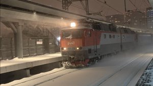 вылетел из снега. ЧС7-229 с поездом Москва–Смоленск | Фили