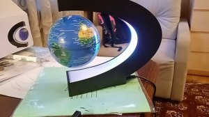 у меня появился глобус только необычный