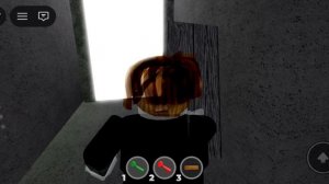 Я сбегаю из ужасной гигансткой крысы ужас в конце синия дверь это сбег