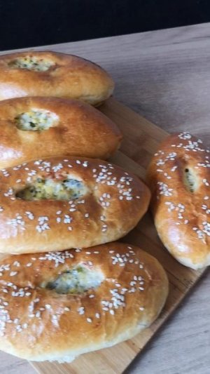 Булочки с яйцом, моцареллой и зеленым луком Видео ЗДЕСЬ ЖМИ  ССЫЛКУ на синюю-﹥﹥﹥﹥