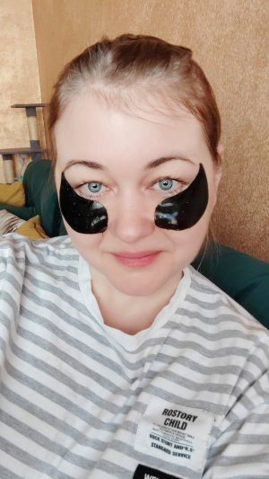 Патчи спасают от оттеков. 🤪 #shorts