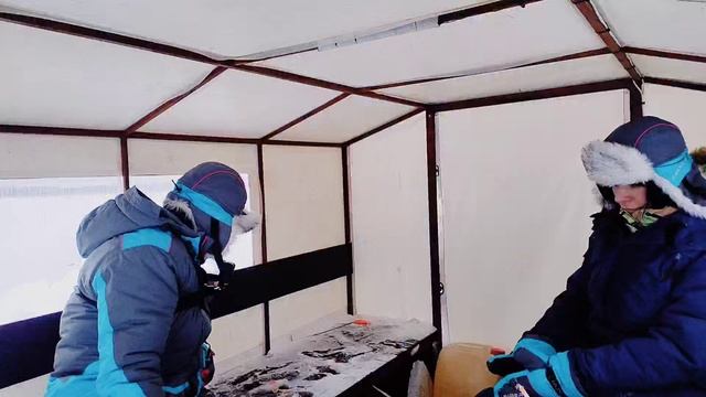 Рыбалка р.Свирь Ладога окунь. Рыбалка р.Свирь Ладога окунь.