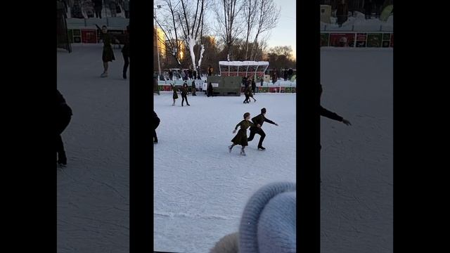 23 февраля в парке им. Святослава Фёдорова. САО. Москва.