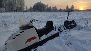 Глубокий снег на снегокате и буране,  дорога через хилово