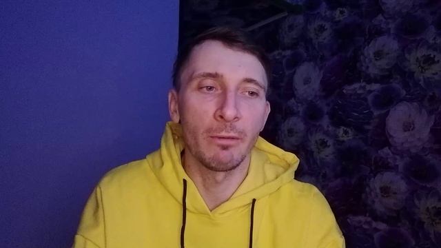 Почему телефон S25 не сохраняет на sd карту фото видео?