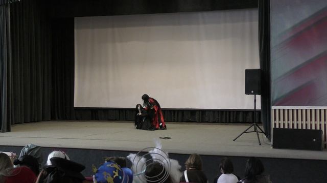 1 Улица красных фонарей - Хуа Чен и Хэ Сюань смотреть онлайн