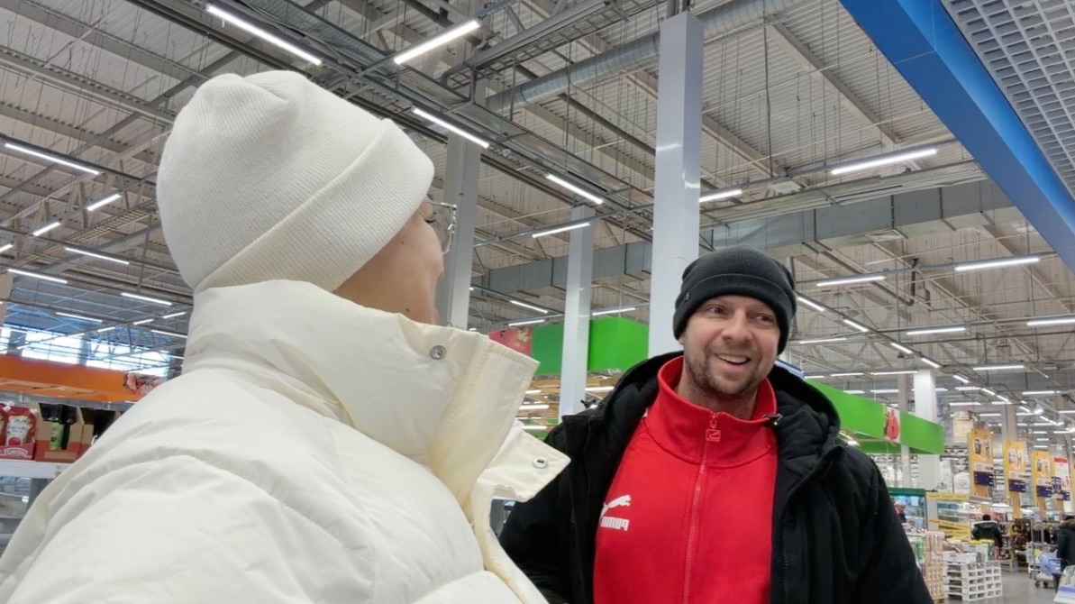 Поездка в магазин. Ищем тесто для пельменей.